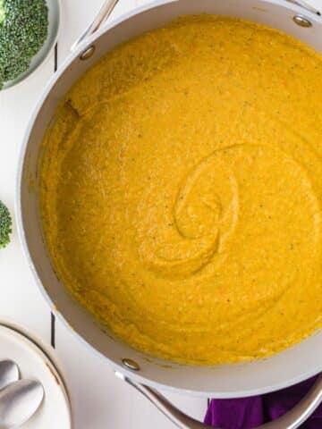 Bowl of Broccoli Cauliflower Soup