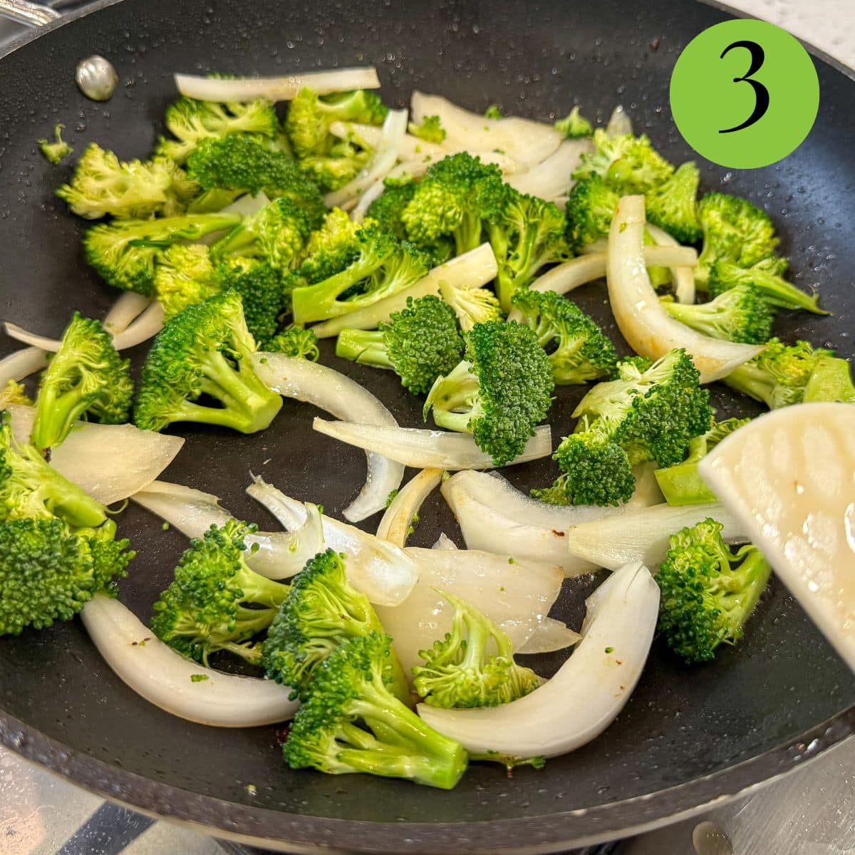 Step 3 Cashew Chicken And Broccoli